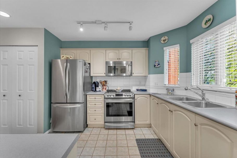 314 128 W 8th Street North Vancouver, BC - 12