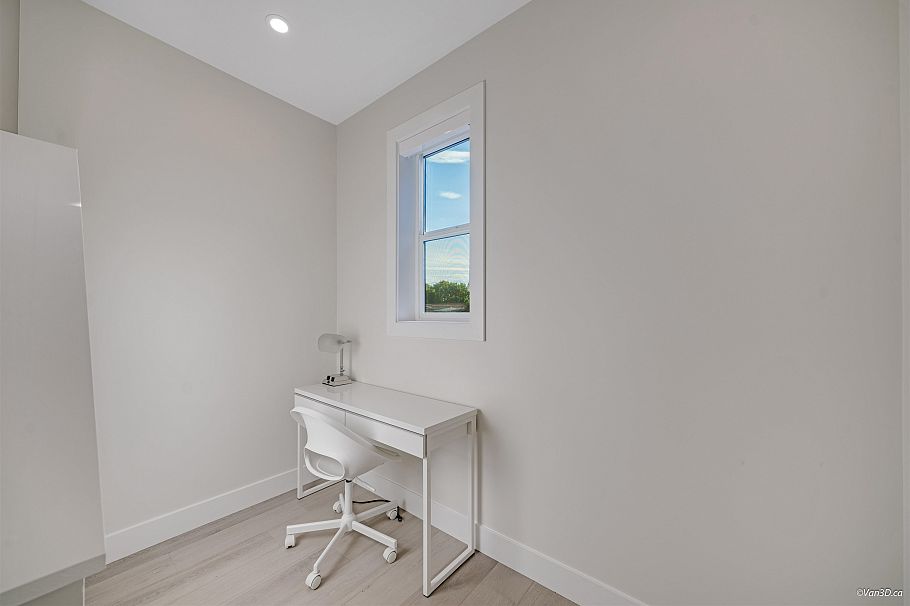 2558 William Street Vancouver, BC - 11