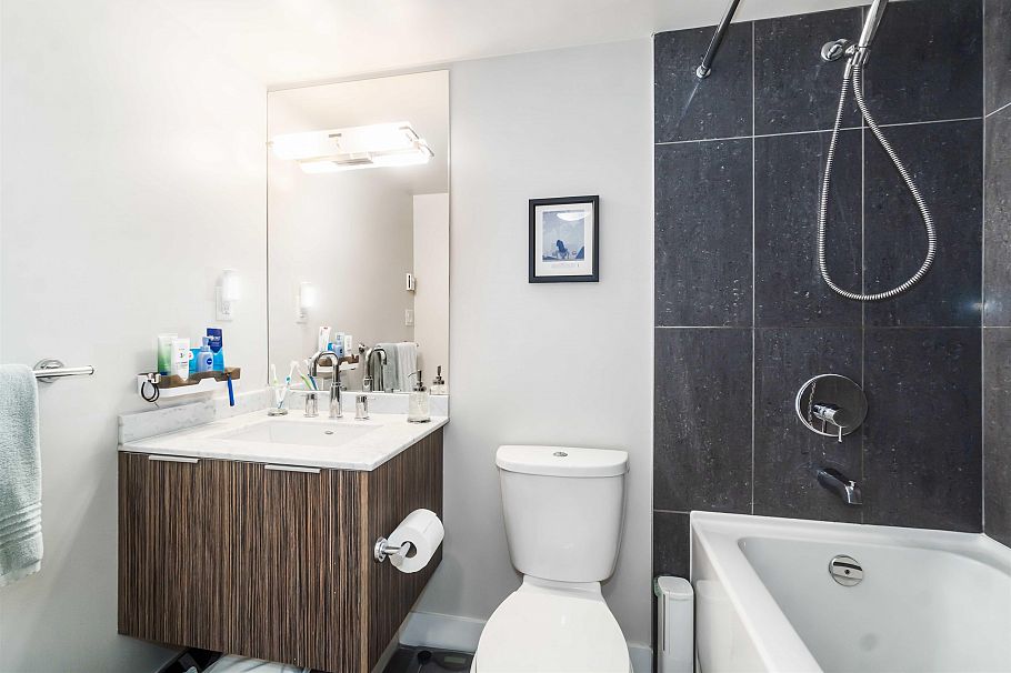 813 1088 Richards Street Vancouver, BC - 18