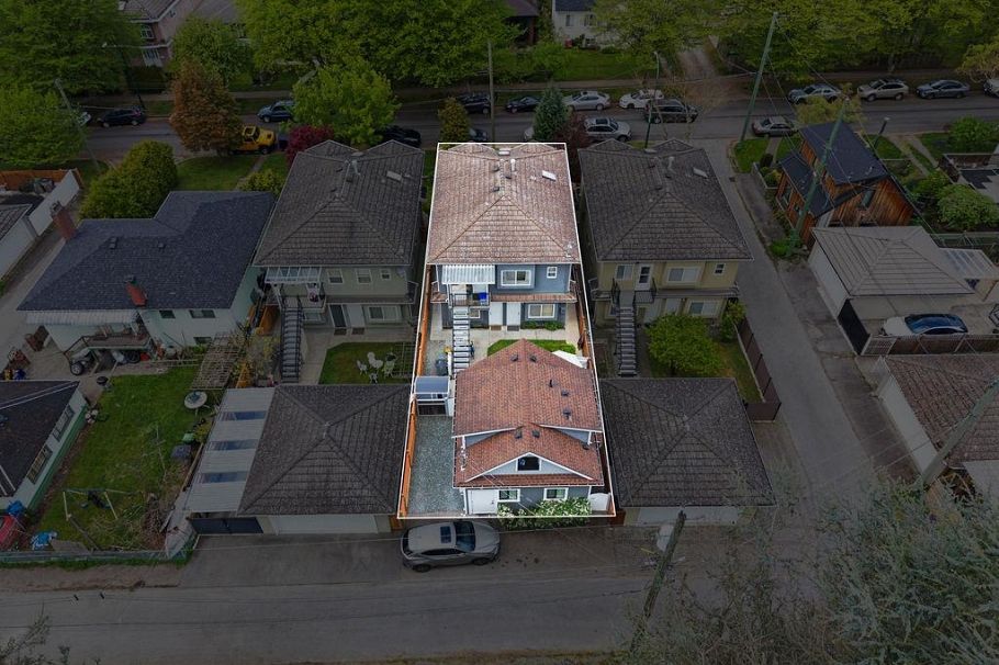 968 E 31st Avenue Vancouver, BC - 37