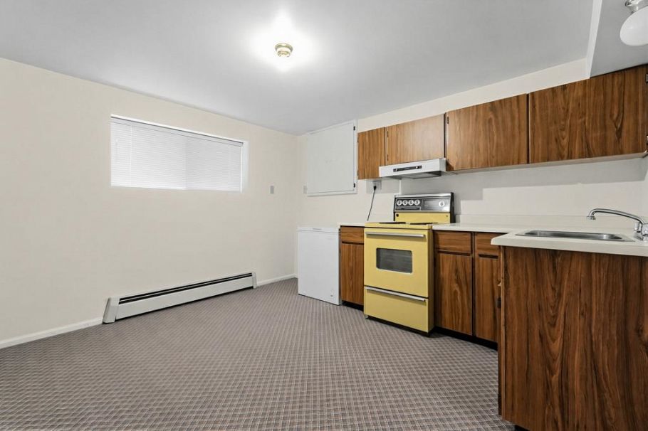 8080 Columbia Street Vancouver, BC - 35