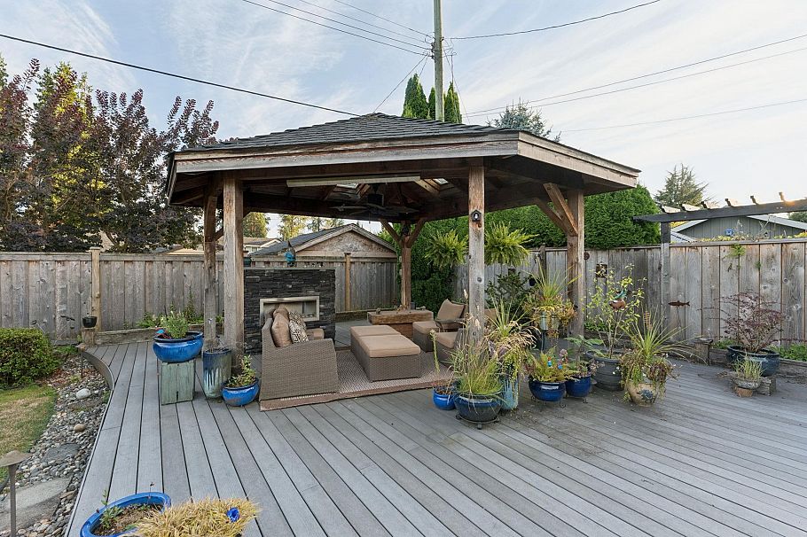 1283 Pinewood Crescent North Vancouver, BC - 31