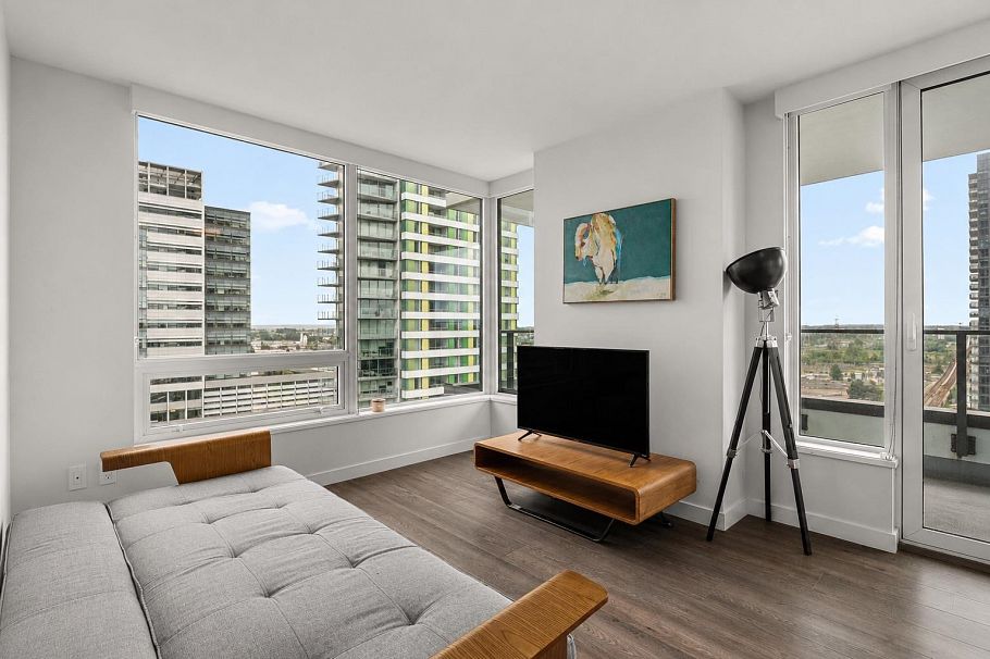1408 8189 Cambie Street Vancouver, BC - 2