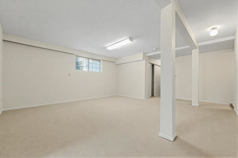 8080 Columbia Street Vancouver, BC - 34