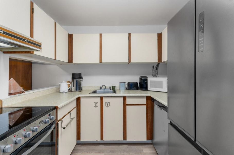 202 1080 BROUGHTON STREET, Vancouver BC V6G 2A8 Vancouver, BC - 10