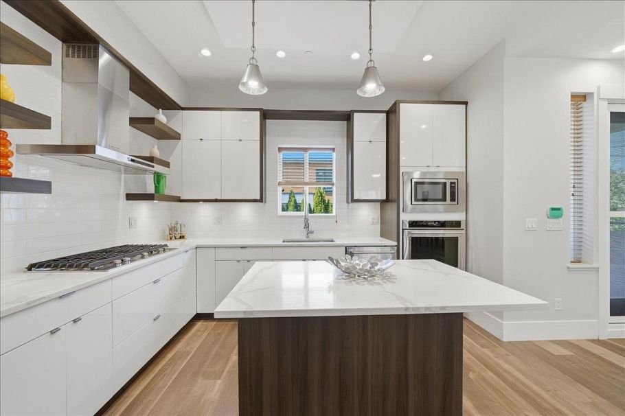 3123 E 7th Avenue Vancouver, BC - 14
