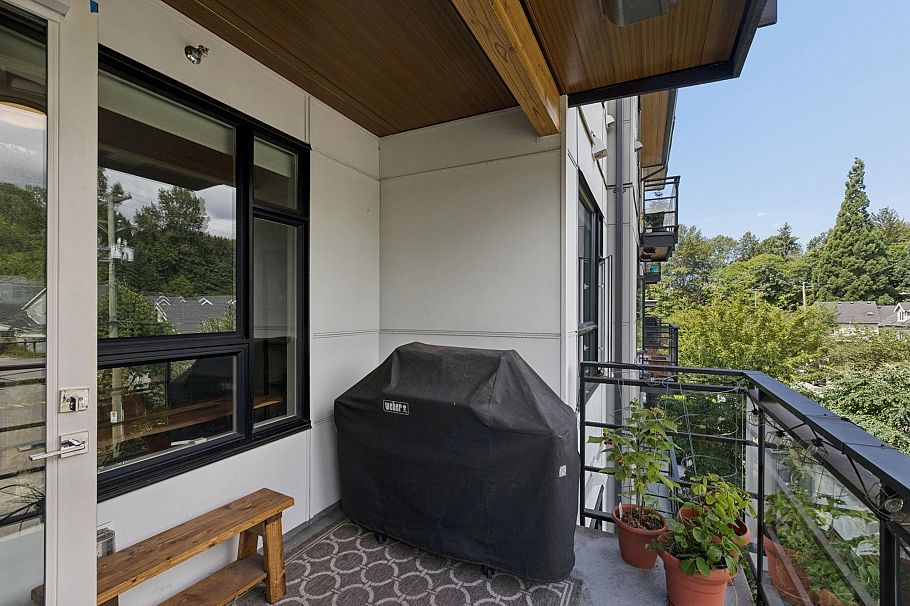 209 715 W 15th Street North Vancouver, BC - 23