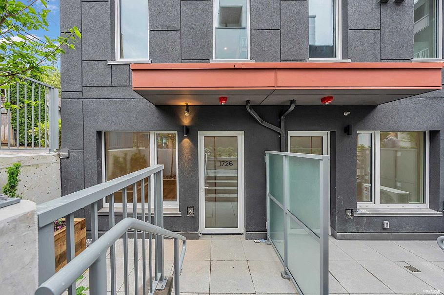 1726 Templeton Drive Vancouver, BC - 17