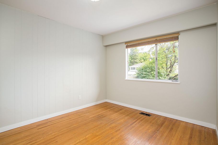 2536 E 29th Avenue Vancouver, BC - 14