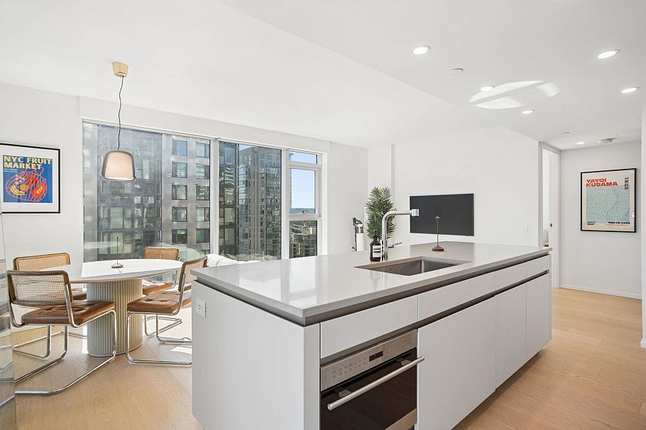 902 889 Pacific Street Vancouver, BC - 17