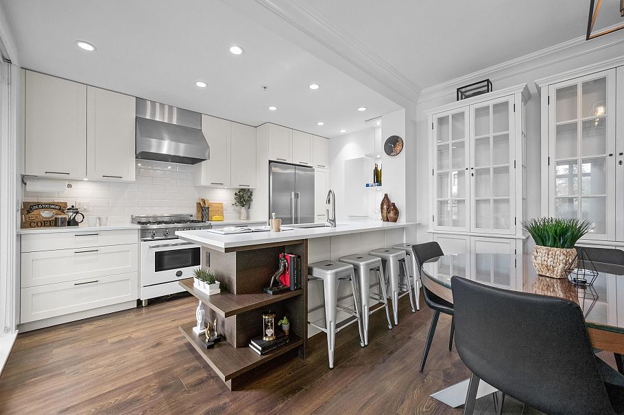 305 168 E 35th Avenue Vancouver, BC - 8