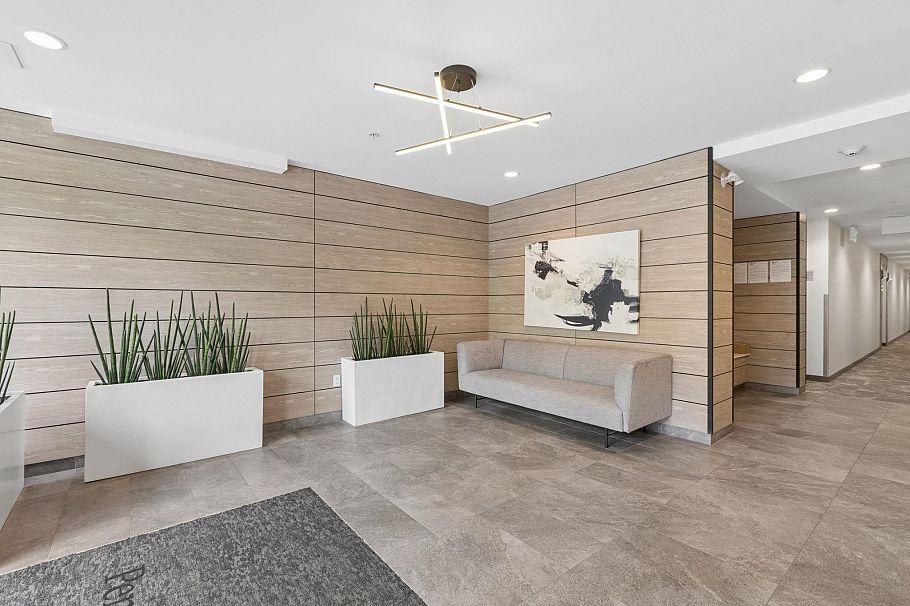 209 715 W 15th Street North Vancouver, BC - 27