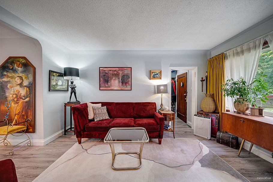 1978 E 8th Avenue Vancouver, BC - 7