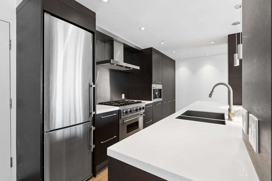 3202 193 Aquarius Mews Vancouver, BC - 11