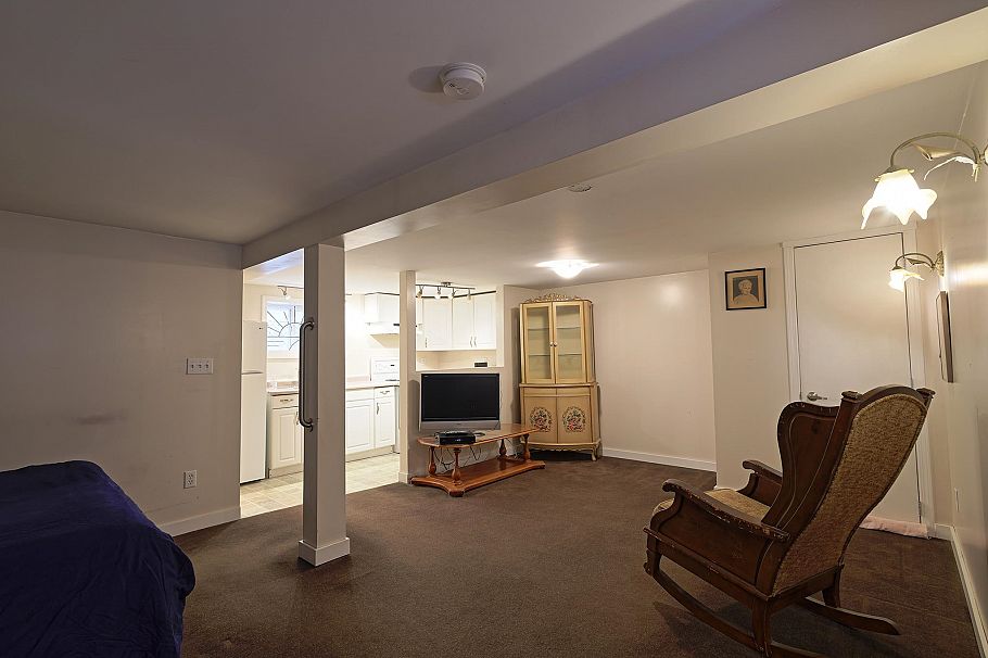 2546 Eton Street Vancouver, BC - 16