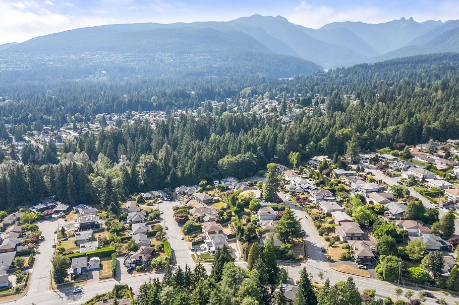3920 Delbrook Avenue North Vancouver, BC - 33