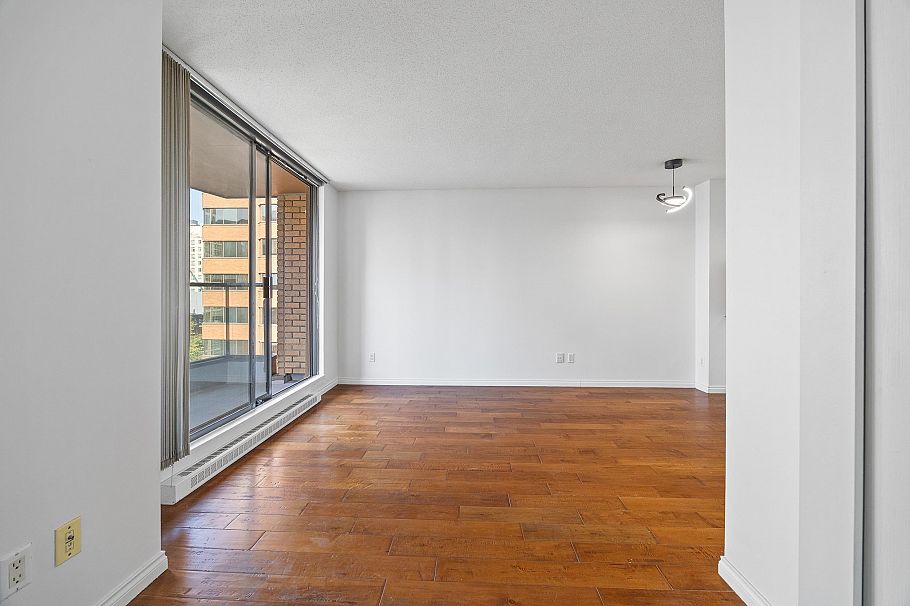 907 1189 Howe Street Vancouver, BC - 14