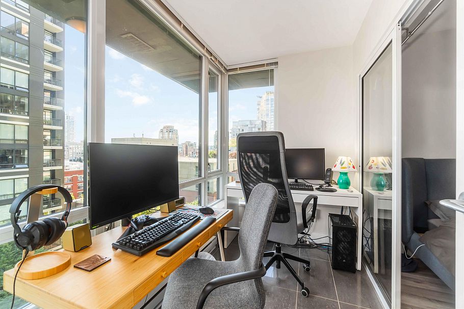 813 1088 Richards Street Vancouver, BC - 16
