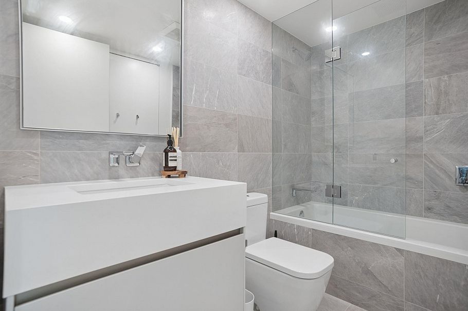 902 889 Pacific Street Vancouver, BC - 24