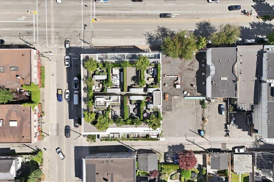 203 2508 Fraser Street Vancouver, BC - 22
