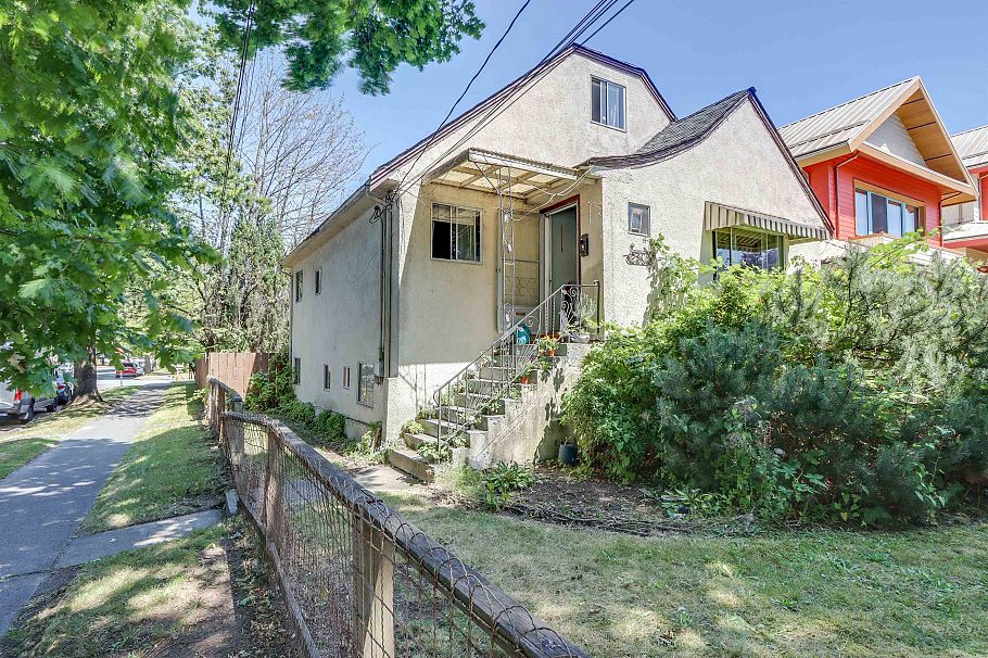 2305 Turner Street Vancouver, BC - 6