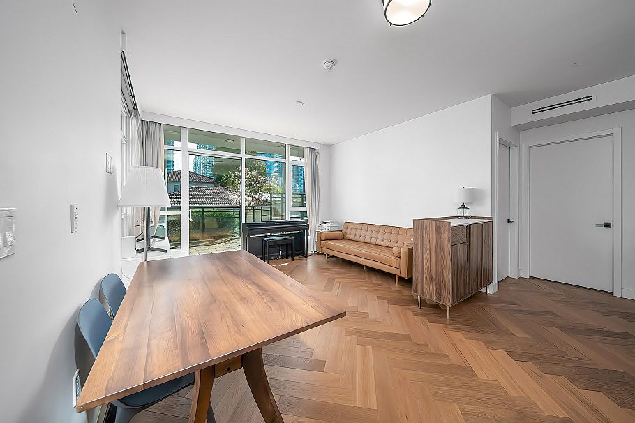 106 458 63rd Avenue Vancouver, BC - 9