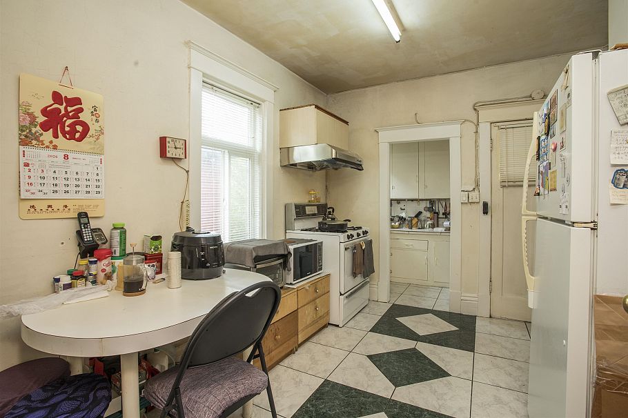 2039 Turner Street Vancouver, BC - 8