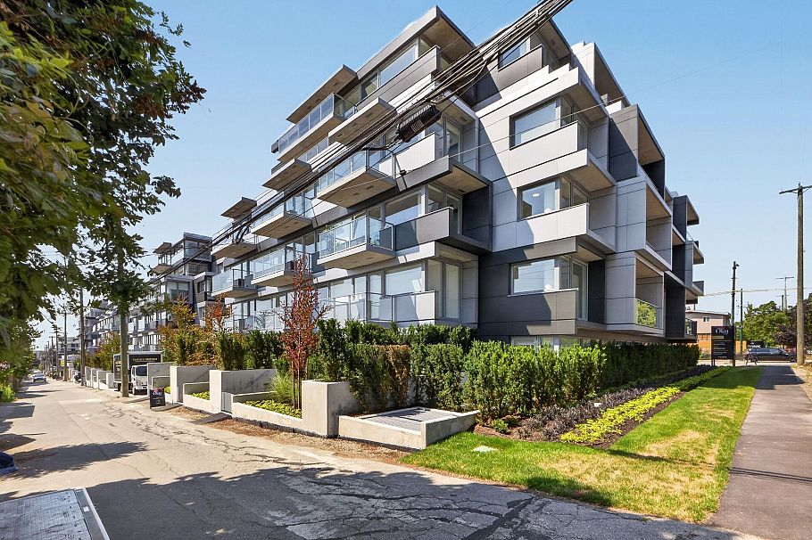 202 8030 Oak Street Vancouver, BC - 21