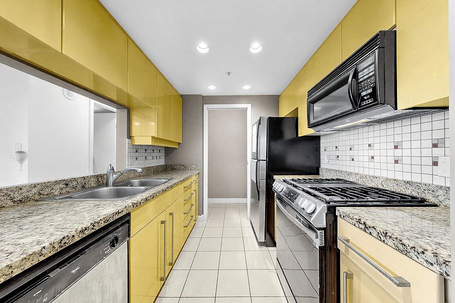 708 1408 Strathmore Mews Vancouver, BC - 4
