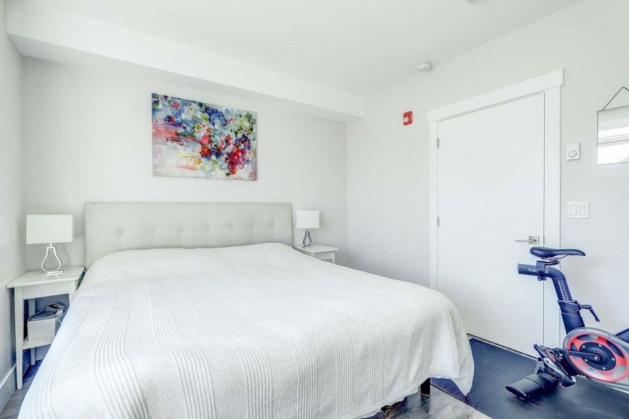 2288 E 33rd Avenue Vancouver, BC - 16