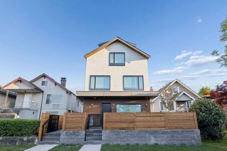 2754 Graveley Street Vancouver, BC - 36