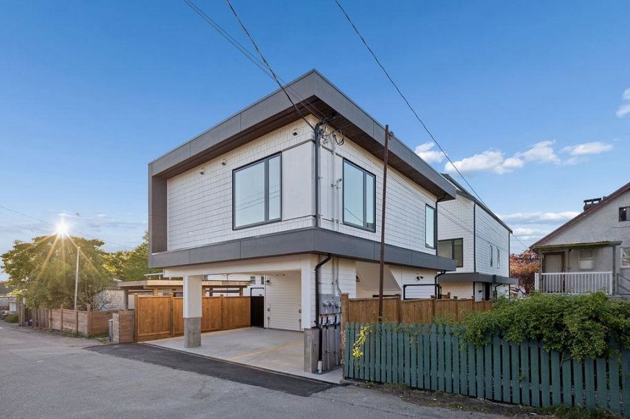 2754 Graveley Street Vancouver, BC - 33