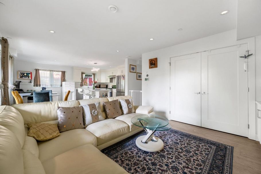 4728 Duchess Street Vancouver, BC - 16
