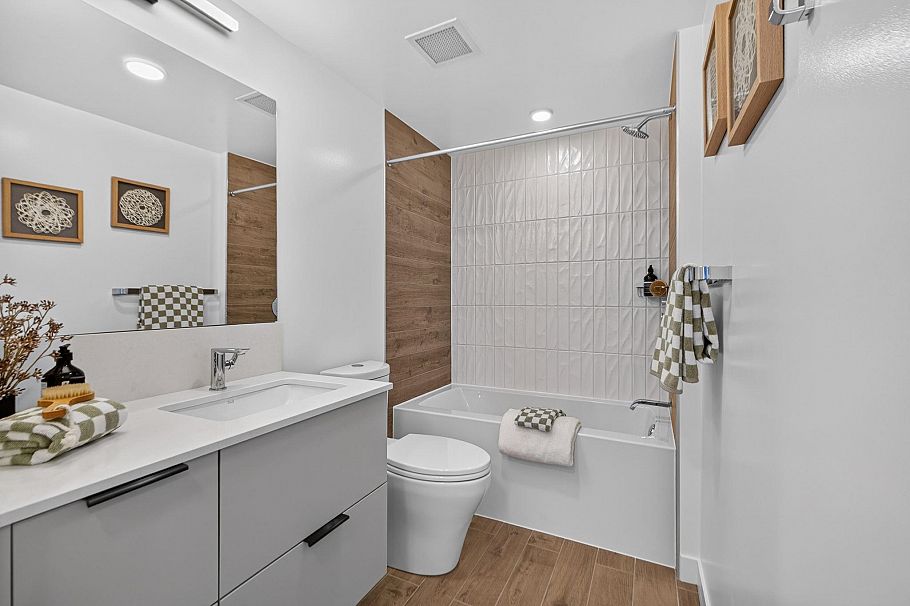 202 8030 Oak Street Vancouver, BC - 15