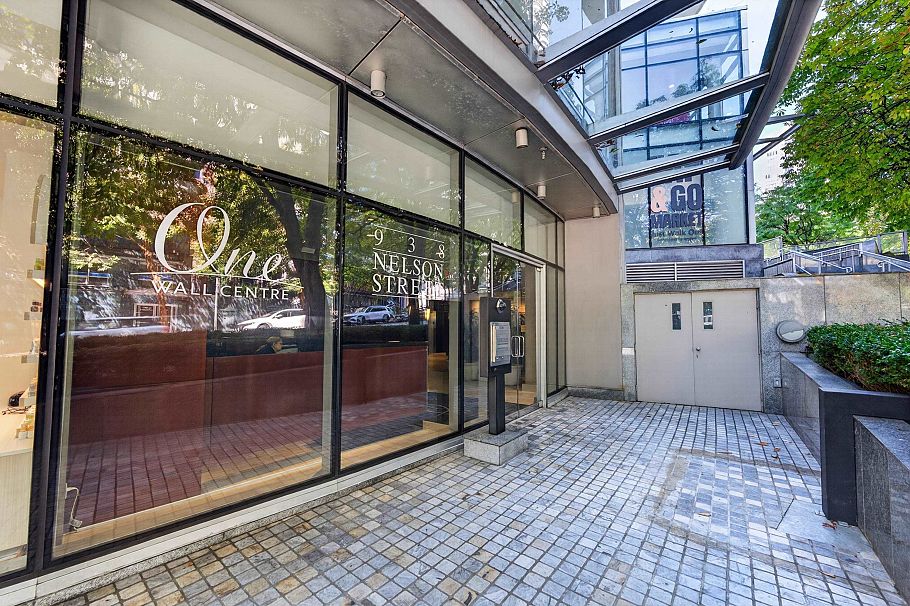 3103 938 Nelson Street Vancouver, BC - 3