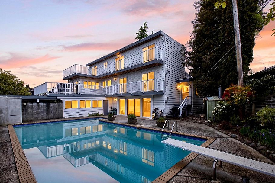 642 W 53rd Avenue Vancouver, BC - 1