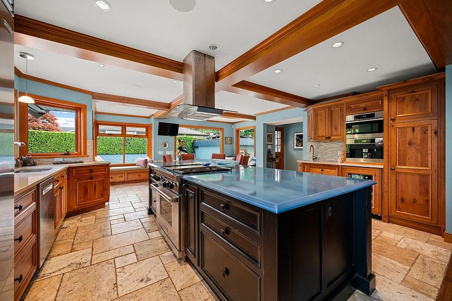3850 Point Grey Road Vancouver, BC - 5