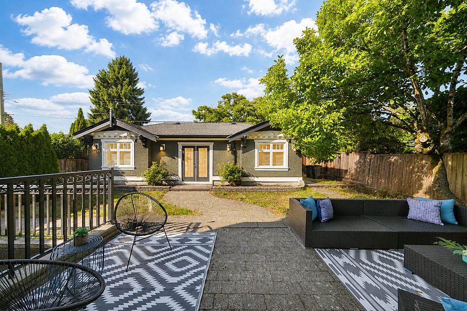 1657 W 58th Avenue Vancouver, BC - 34