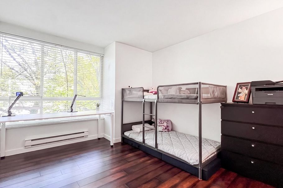 306 1111 Lynn Valley Road North Vancouver, BC - 16