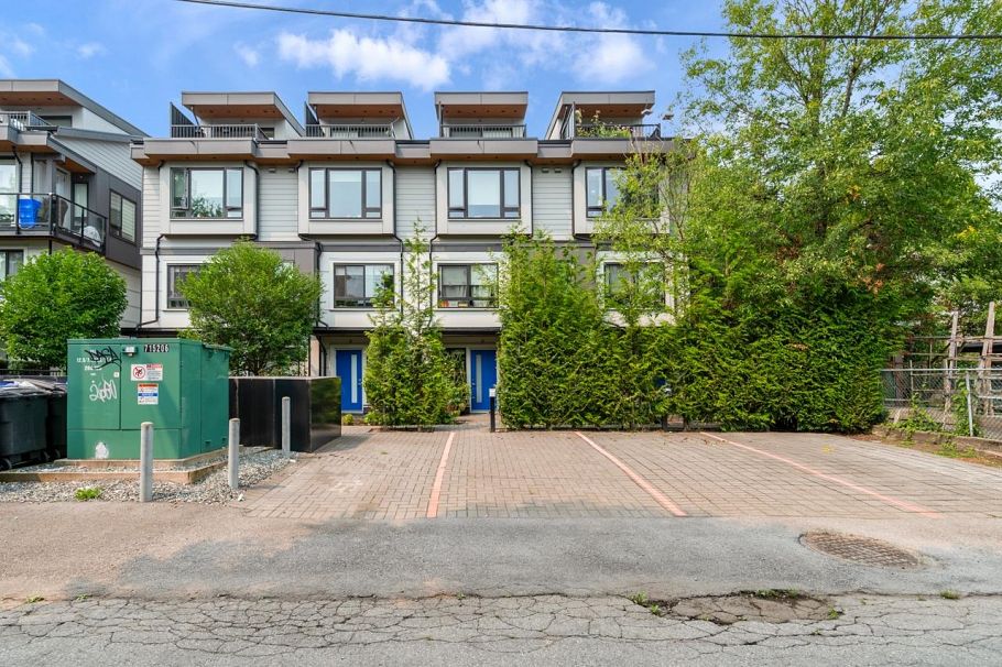 4728 Duchess Street Vancouver, BC - 10