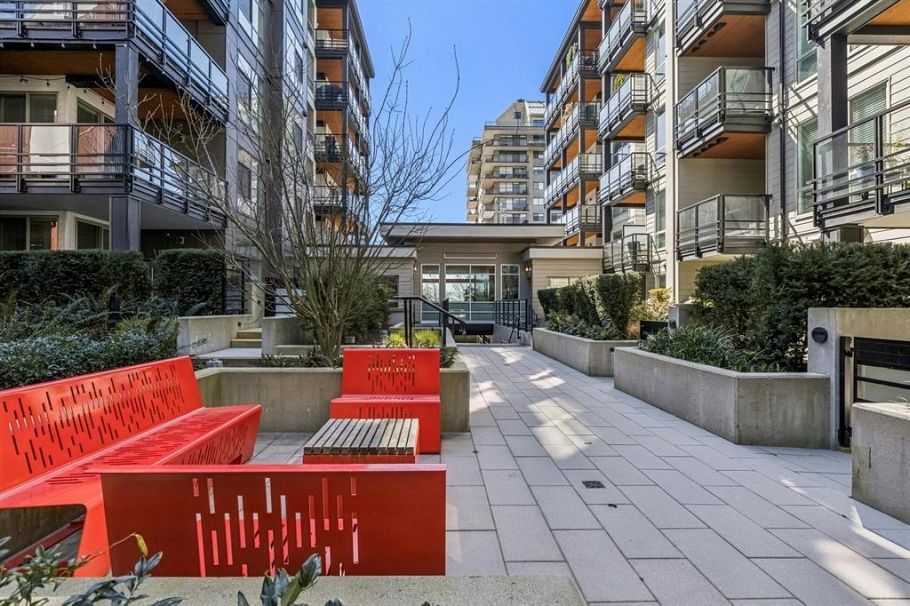 502 128 E 8th Street North Vancouver, BC - 16