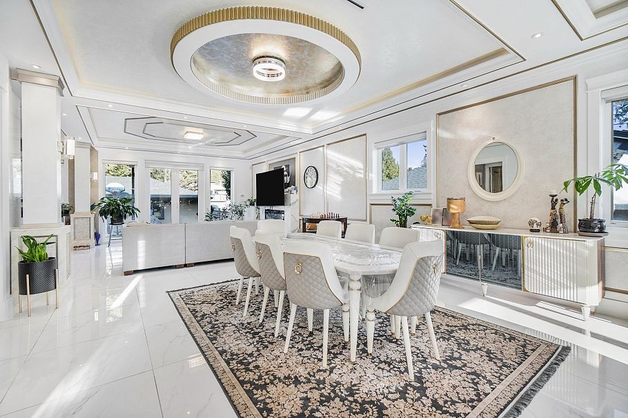512 W 23rd Street North Vancouver, BC - 10