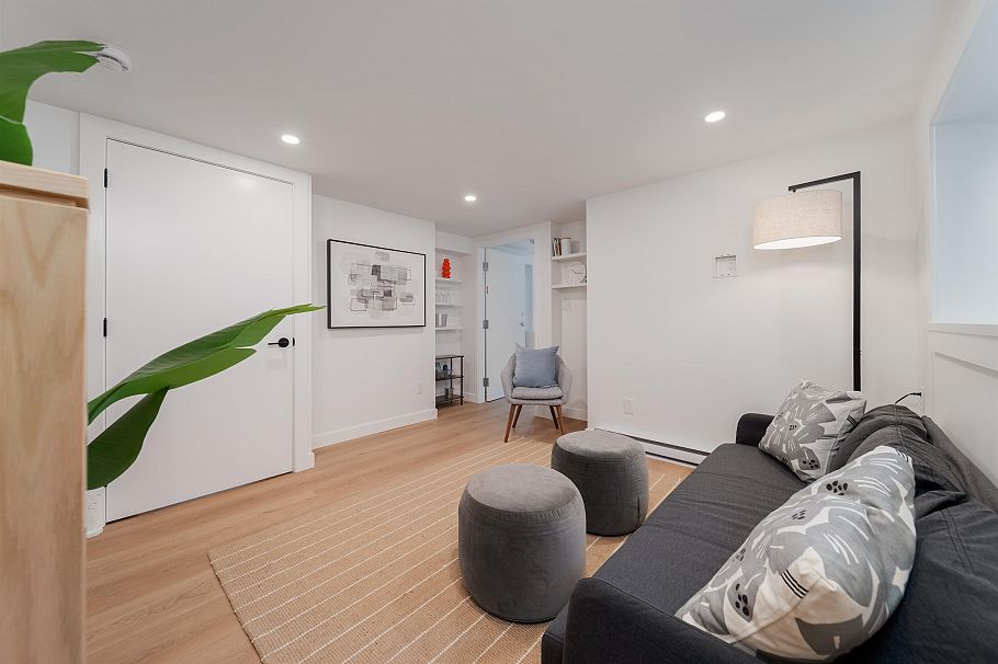 2280 Blenheim Street Vancouver, BC - 17