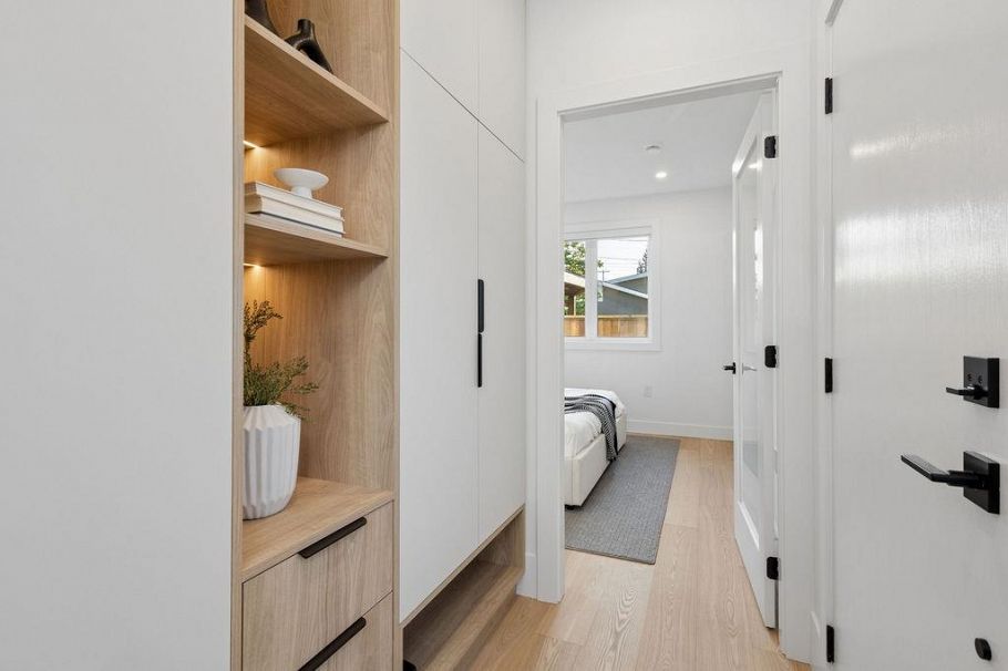 2754 Graveley Street Vancouver, BC - 29