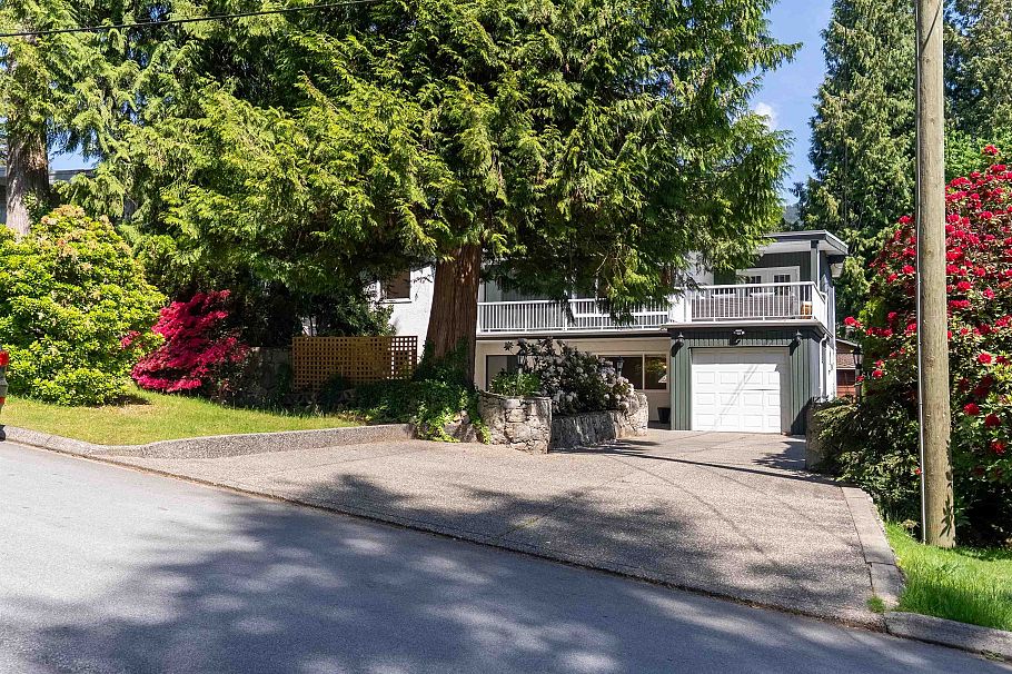 646 E Windsor Road North Vancouver, BC - 16