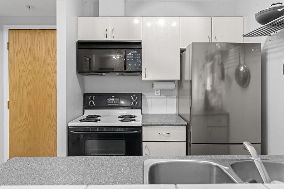 2803 939 Homer Street Vancouver, BC - 4