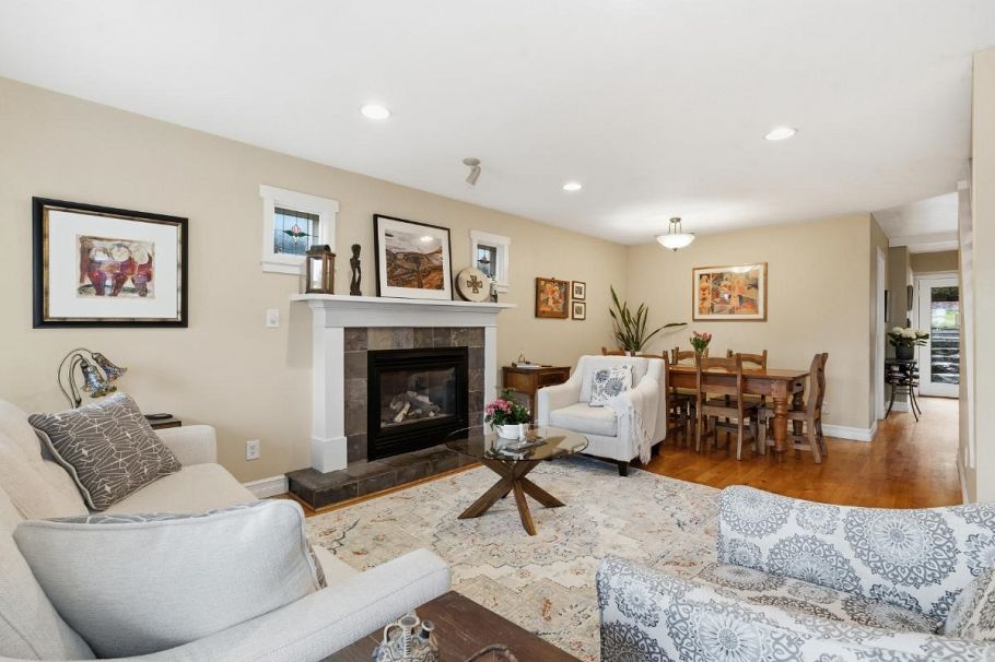 272 E Osborne Road North Vancouver, BC - 6