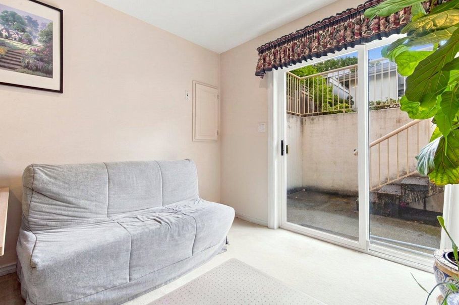 3262 W 12th Avenue Vancouver, BC - 29