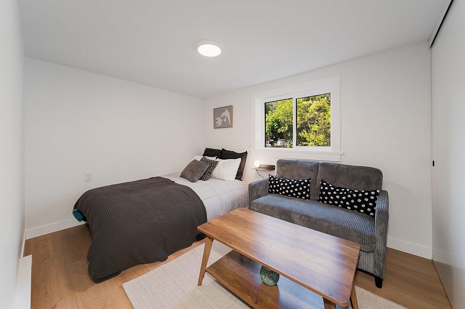 2280 Blenheim Street Vancouver, BC - 25