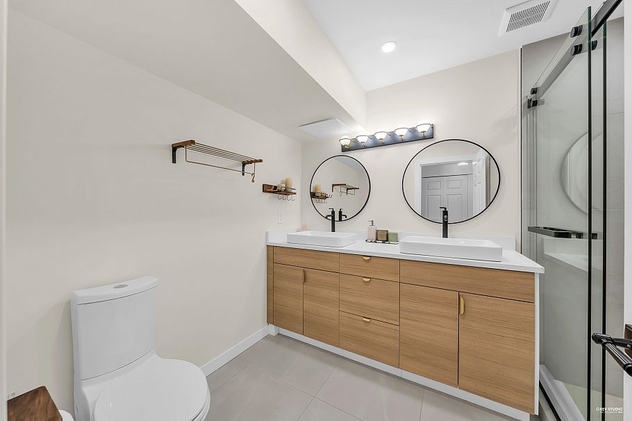 3460 Amberly Place Vancouver, BC - 20